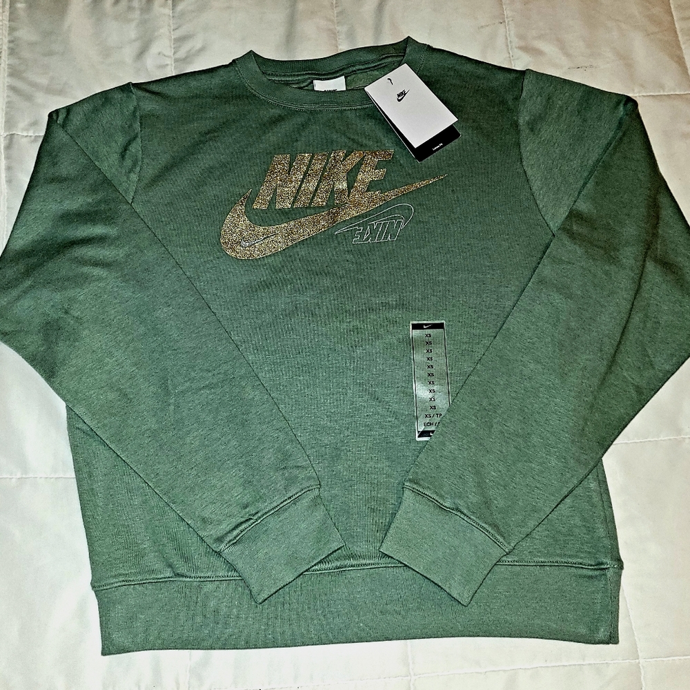 Nike Crewneck Sweatshirt NWT!